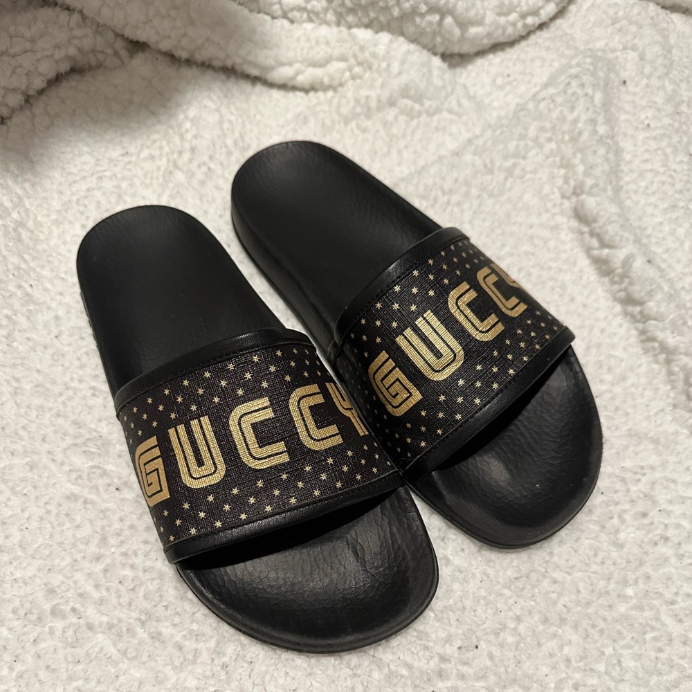 Gucci- T Supreme Guccy Star Slides